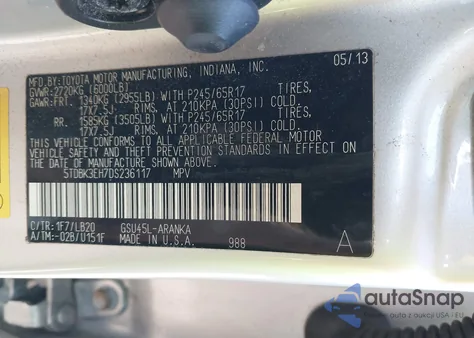 2013 Toyota Highlander Se V6 z USA, uszkodzony, nr VIN 5TDBK3EH7DS236117